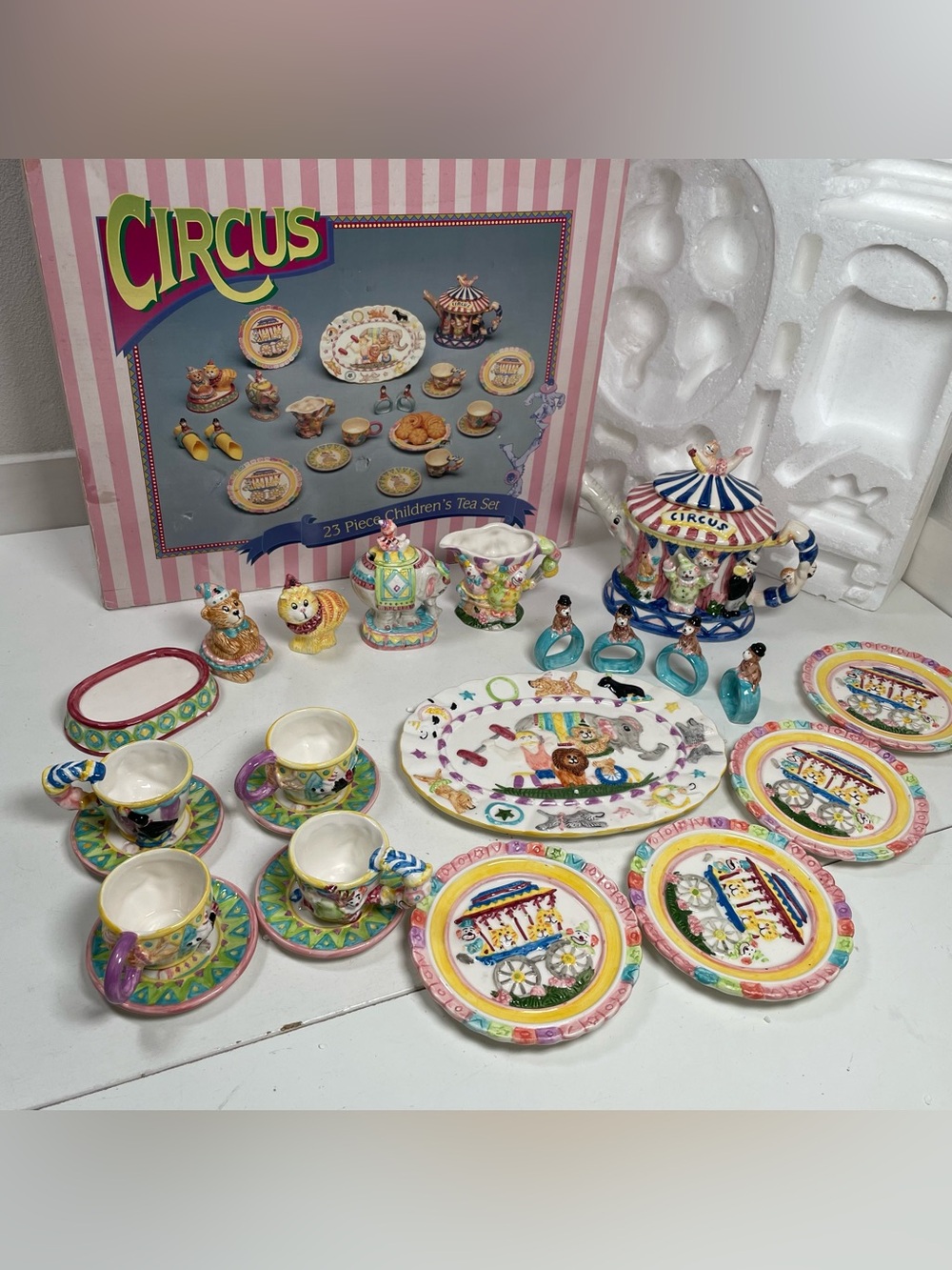 1995 Children Circus 23 Piece Mercuries Hand Painted Tea Party Complete Set